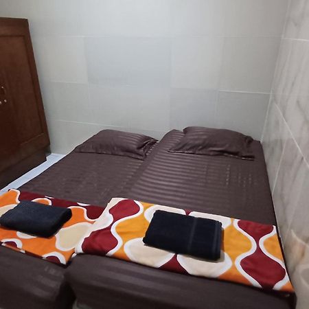 Hotel Kost Carmelia Syariah Baranangsiang Bogor Exteriér fotografie
