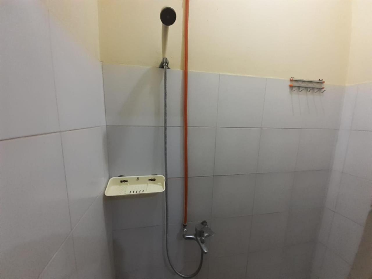 Hotel Kost Carmelia Syariah Baranangsiang Bogor Pokoj fotografie